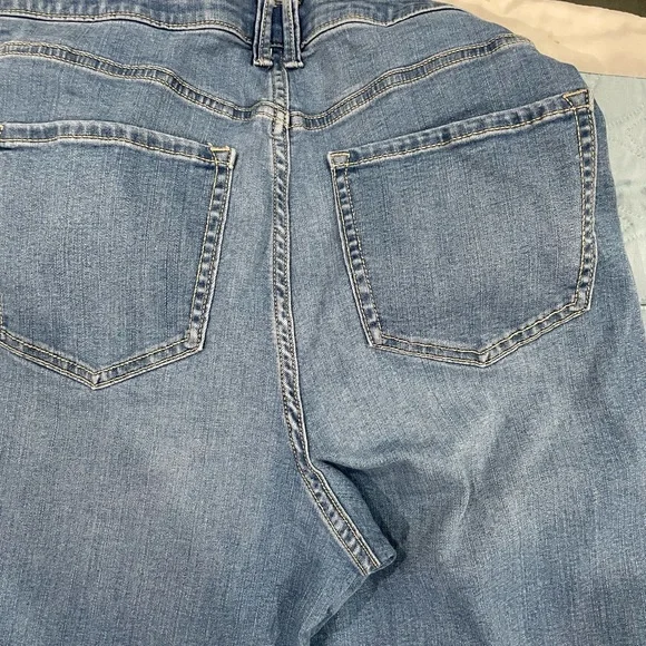Knox Rose boot cut jeans - Picture 6 of 6